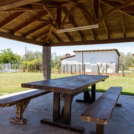Antico Villas 1 - 10min Walk To The Beach And Ormos Centre, Garden, Bbq Villa *