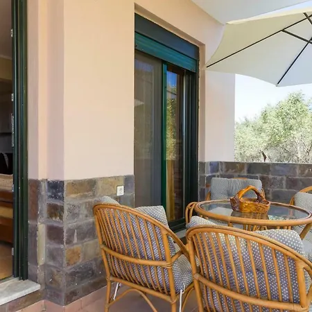 Villa Antico Villas 1 - 10min Walk To The Beach And Ormos Centre, Garden, Bbq *
